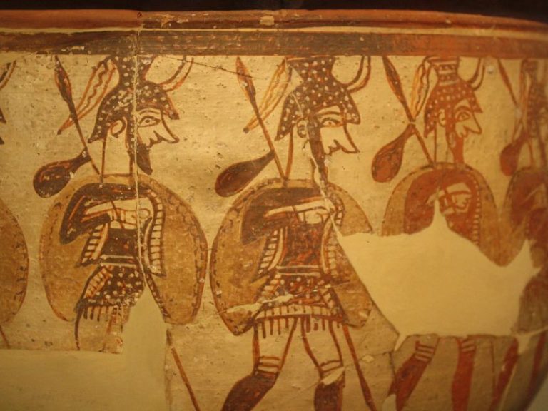 Mycenaean Art Frescoes Jewelry And Pottery Styles Olympia Museum